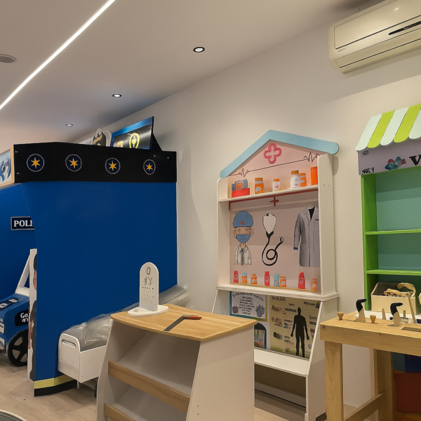 Kids Medical Role Play Station
